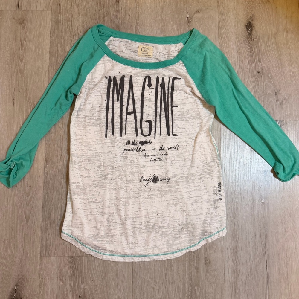 Vintage (2011) American Eagle Outfitters Green & White Raglan 'IMAGINE' Tee